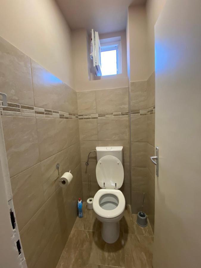 Edina Apartman Balatonlelle Esterno foto